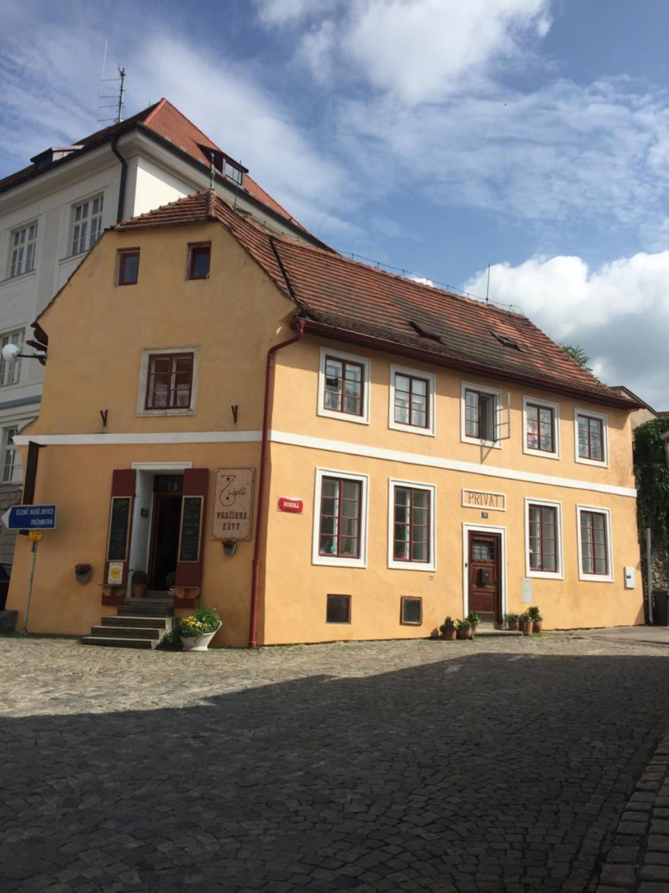 فندق U Parku Český Krumlov المظهر الخارجي الصورة